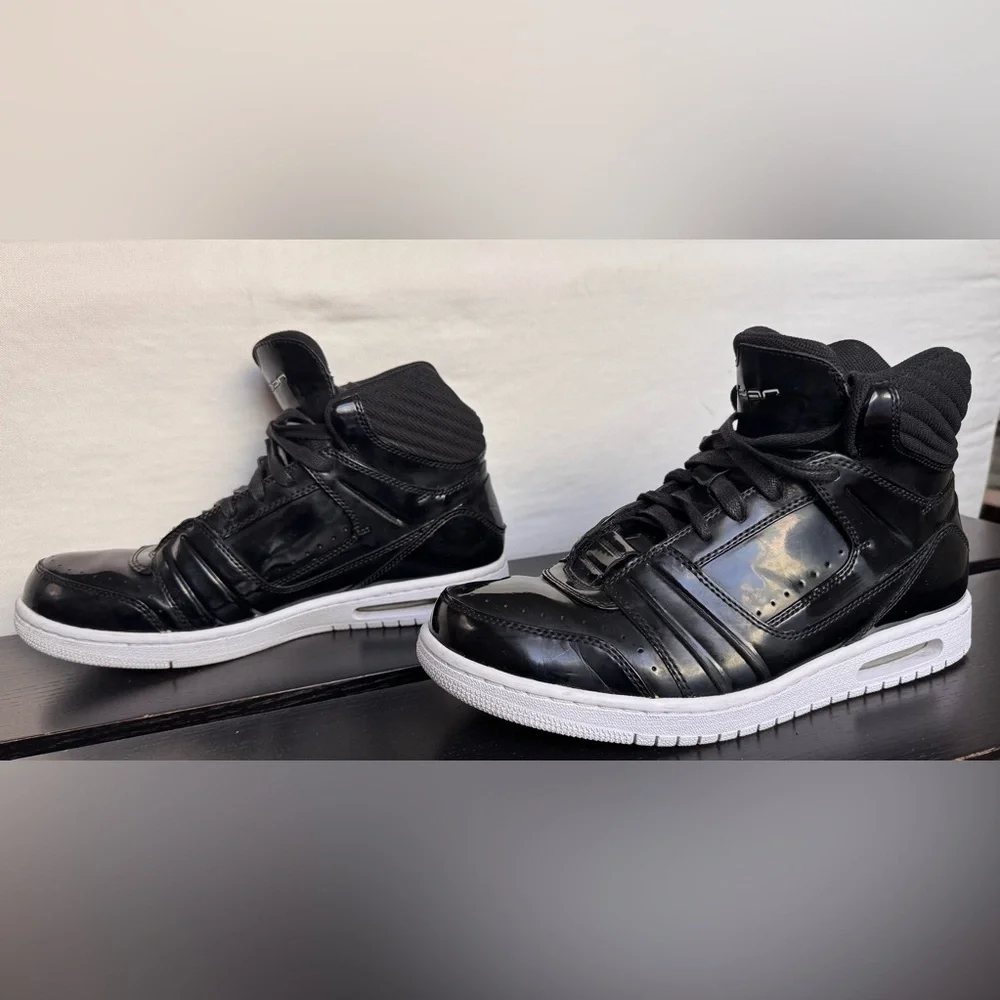 Mens Jordan L'Style II Black/White Patent Leather Shoes Size 10.5